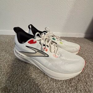 Brooks Glycerin 22 White and Red Running Shoes